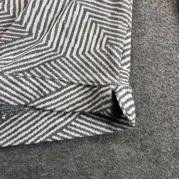 Ellen Tracy Gray/White Striped Pullover LS‎ Sweater Top, Size M - Picture 7 of 11